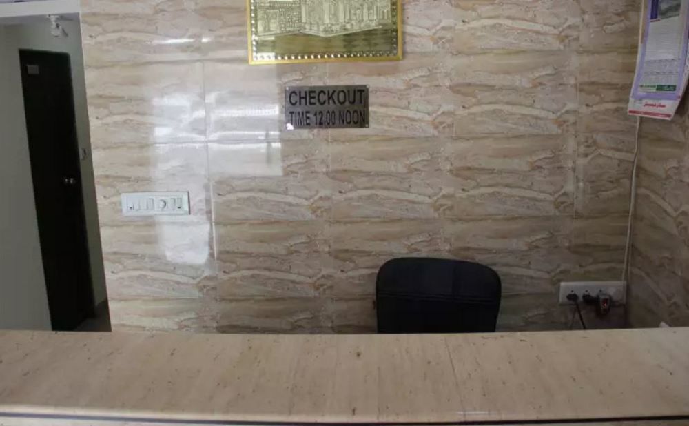 Oyo 49867 Hotel Kalpana Residency Mumbai Luaran gambar